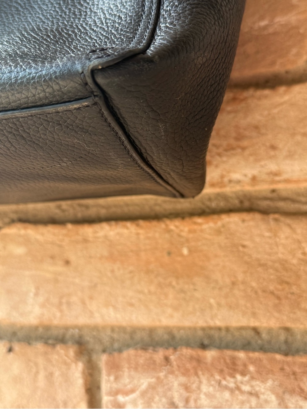 Tory Burch Pebbled leather handbag - Picture 12 of 14